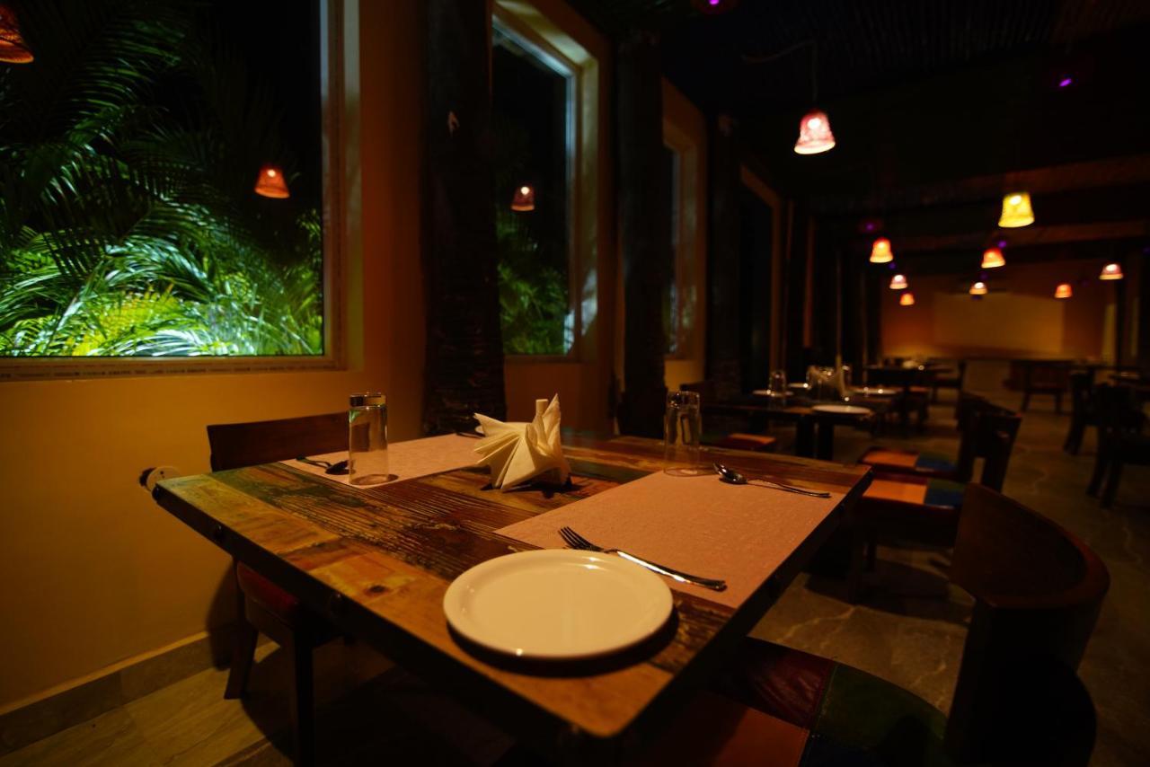 Siriki Resorts Srungavarapukota Luaran gambar